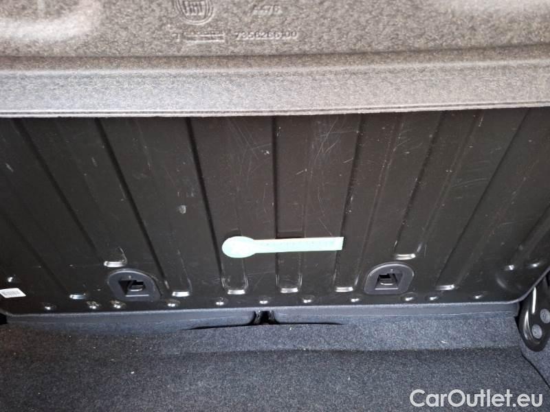  Fiat  Panda FIAT  / 2011 / 5P / BERLINA 1.2 69CV E6 EASY #56