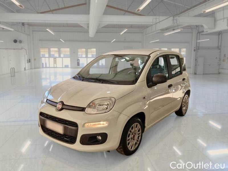  Fiat  Panda FIAT  / 2011 / 5P / BERLINA 1.2 69CV E6 EASY #1
