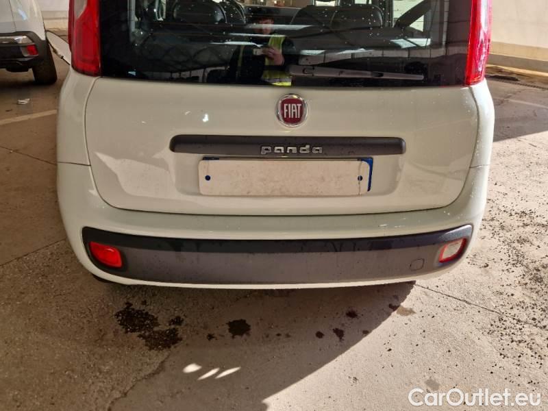  Fiat  Panda FIAT  / 2011 / 5P / BERLINA 1.2 69CV E6 EASY #43