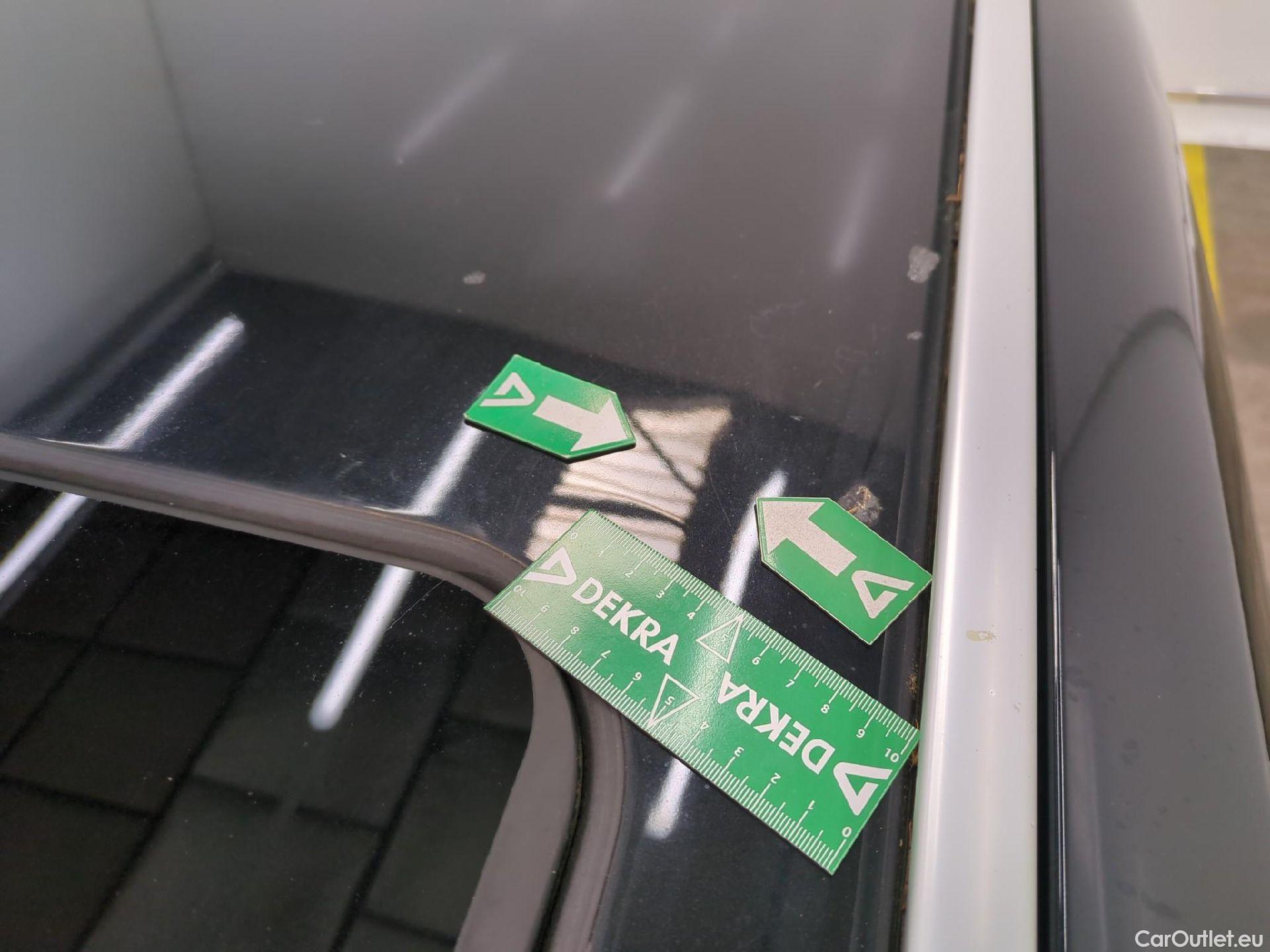  Bmw  Serie 2 Série 2 Gran Tourer 220 d xDrive Luxury Line 190CV BVA8 7 Sieges E6dT #77