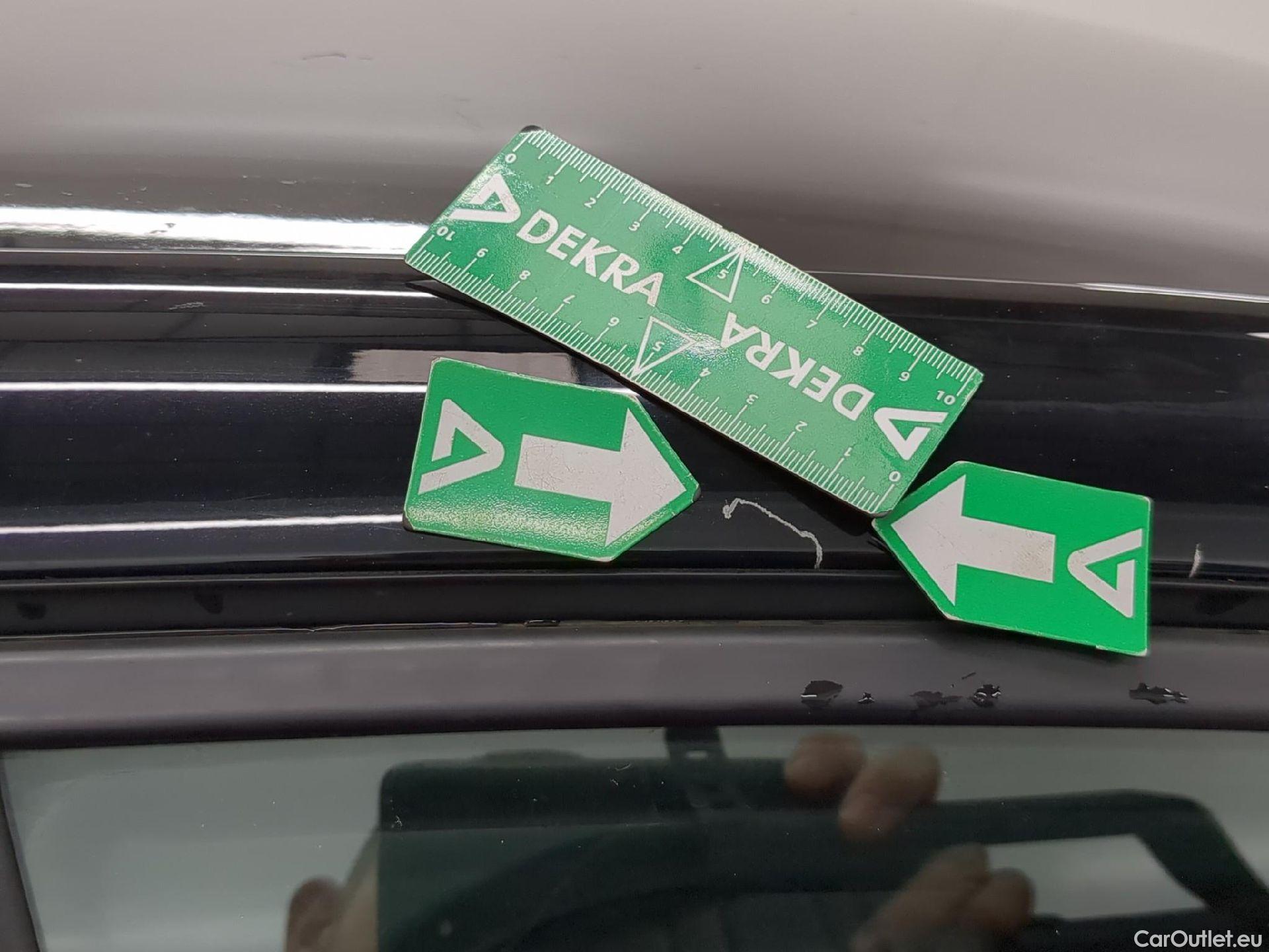  Citroen  C4 CITROEN  X / 2022 / 4P / Berline PureTech 130 S&S EAT8 Feel Pack #8