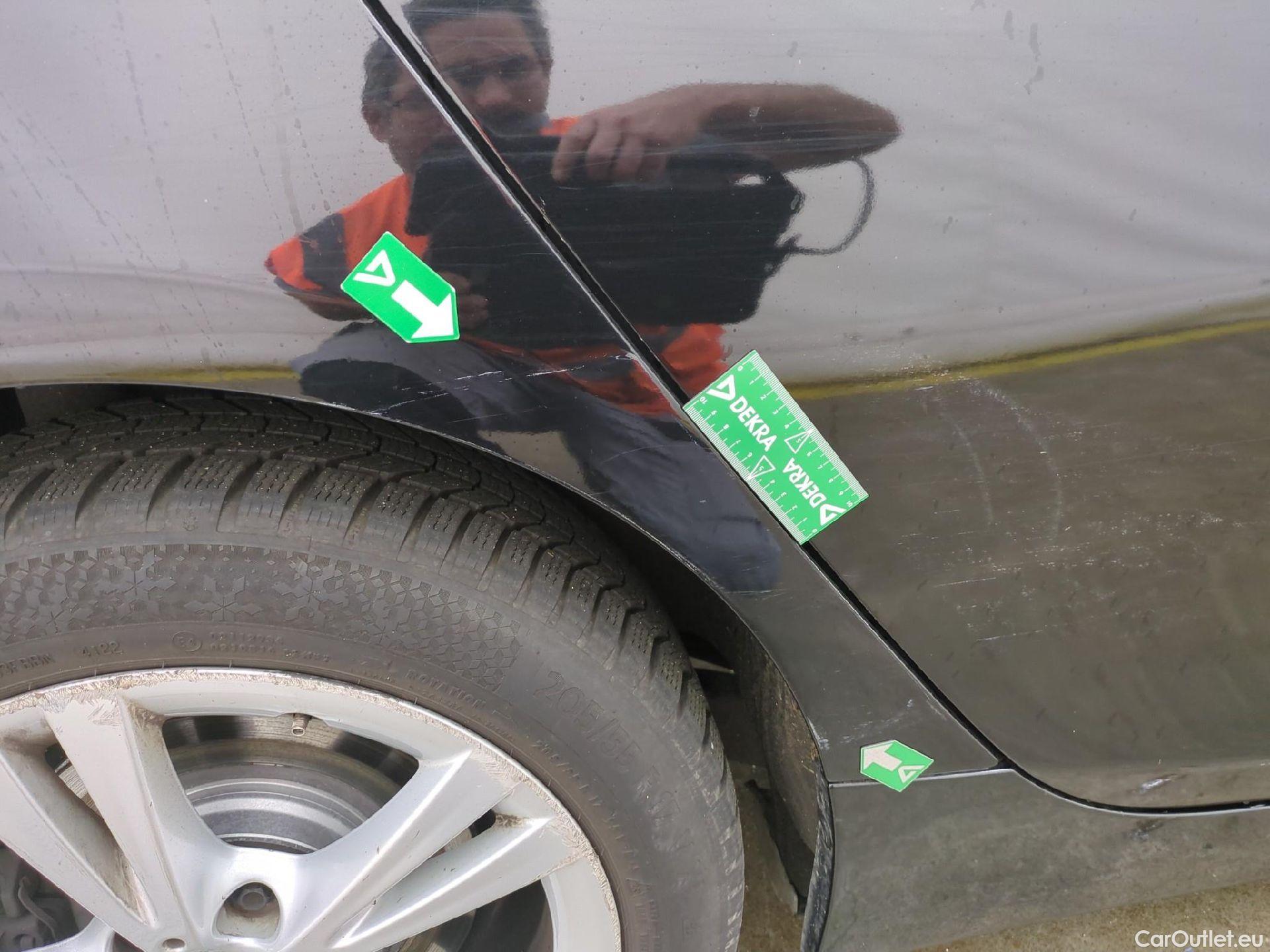  Bmw  Serie 2 Série 2 Gran Tourer 220 d xDrive Luxury Line 190CV BVA8 7 Sieges E6dT #94