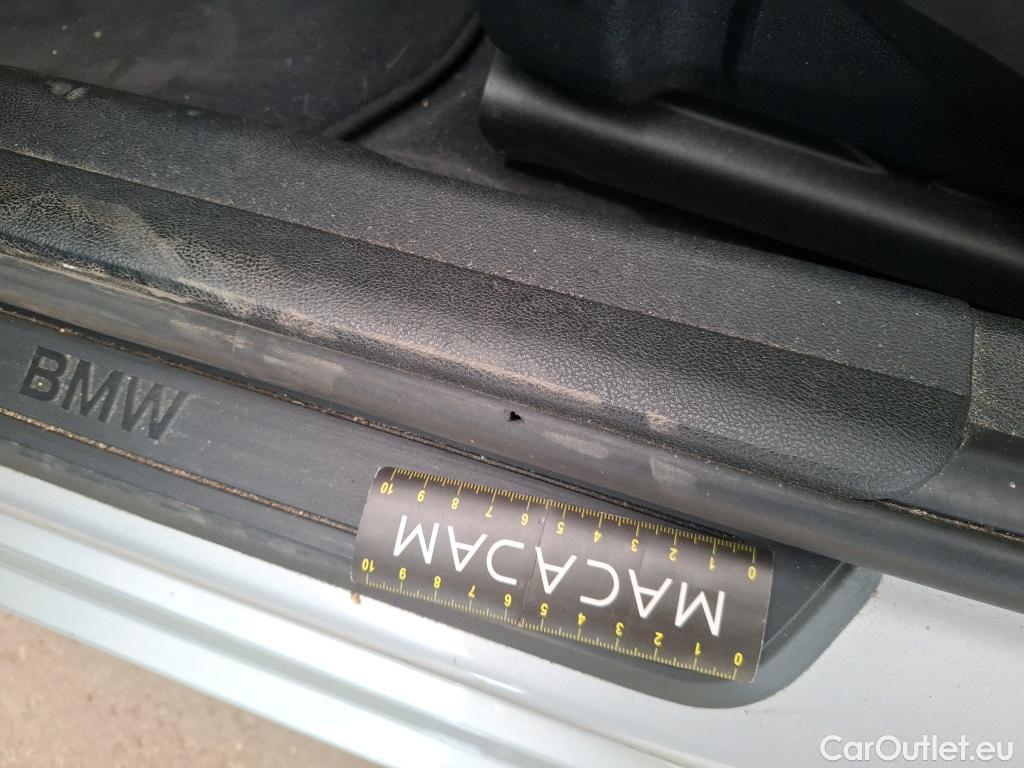  Bmw  Serie 3 BMW Série 3 Berline / 2018 / 4P / Berline 320d 190ch Business Design BVA8 #20