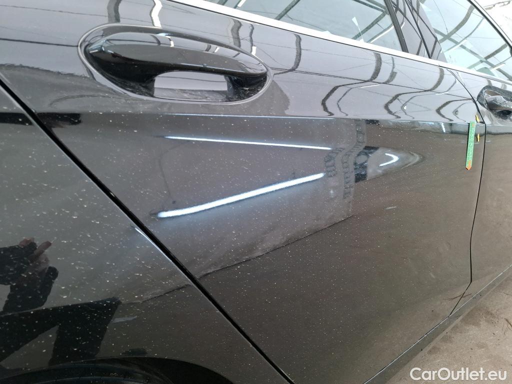  Bmw  Serie 1 BMW Série 1 / 2019 / 5P / Berline 116i Business Design #13