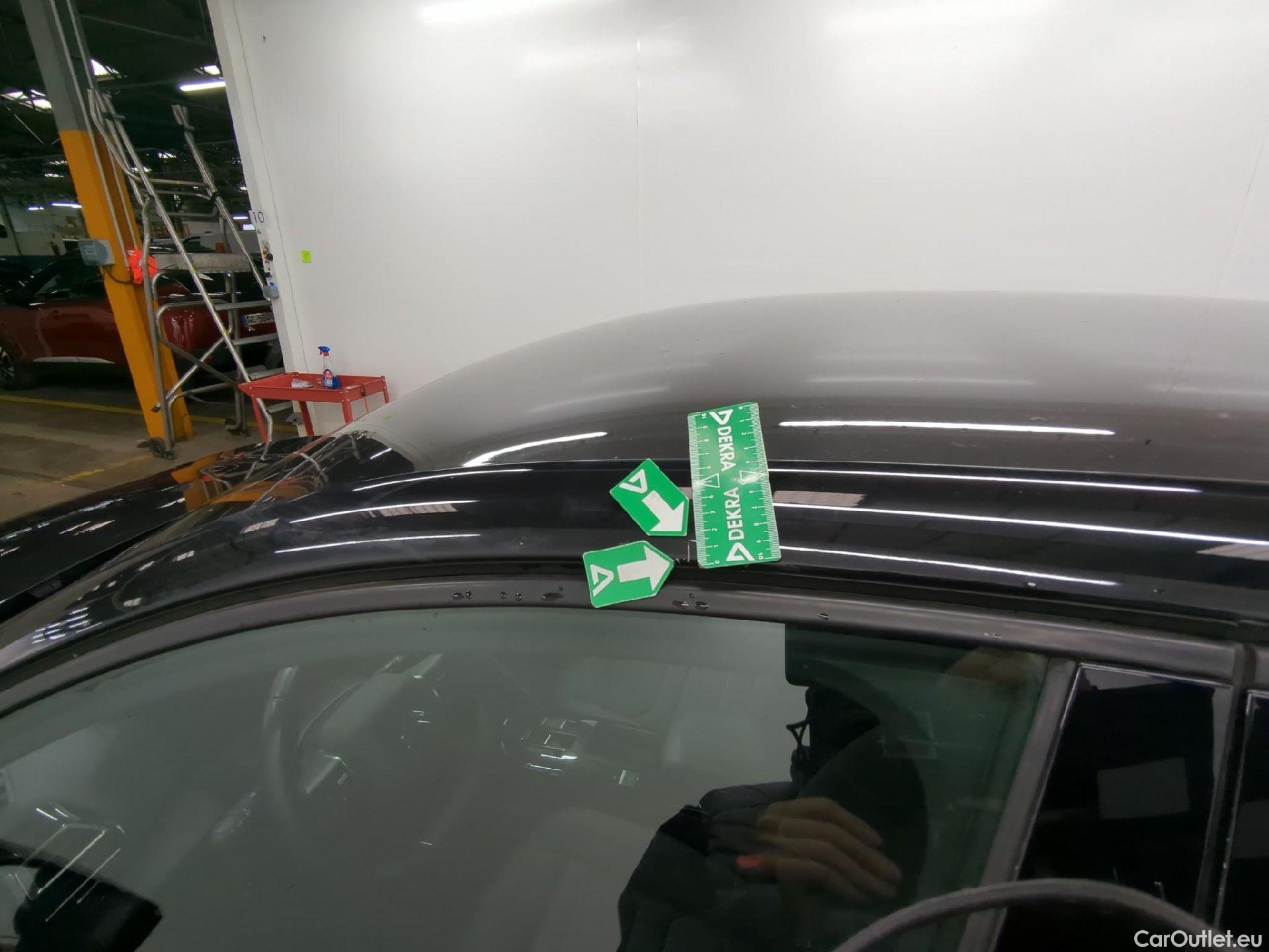  Citroen  C4 CITROEN  X / 2022 / 4P / Berline PureTech 130 S&S EAT8 Feel Pack #14