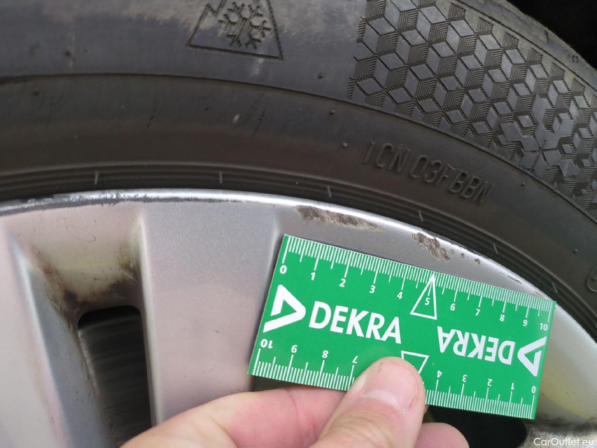  Bmw  Serie 2 Série 2 Gran Tourer 220 d xDrive Luxury Line 190CV BVA8 7 Sieges E6dT #5