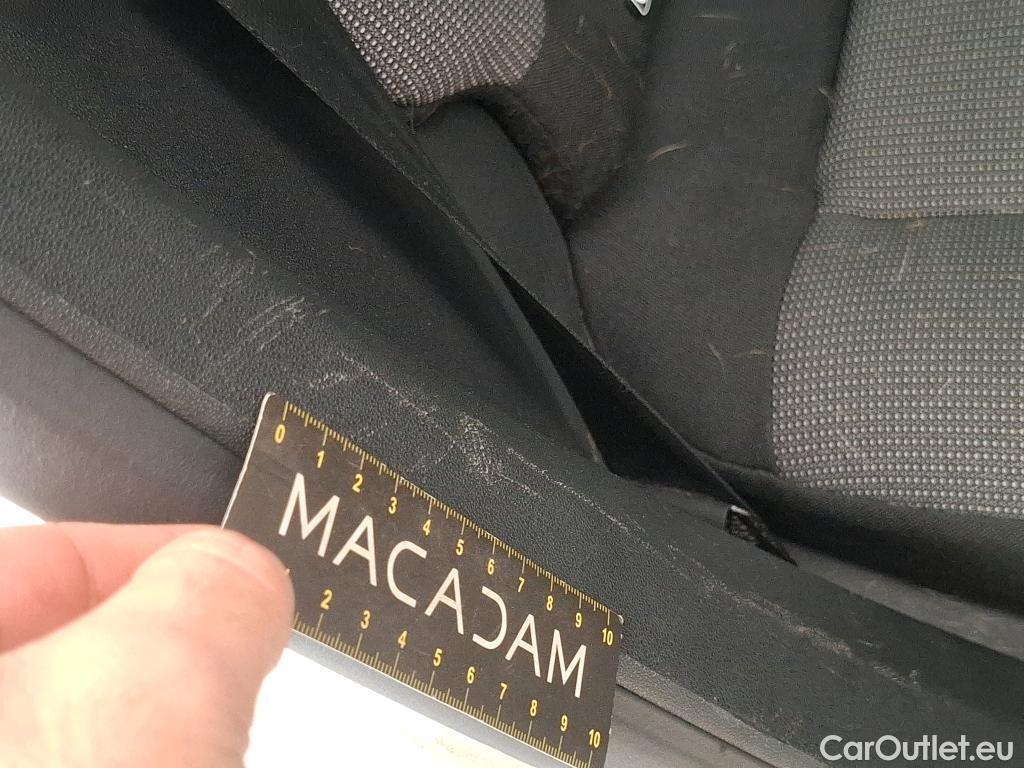  Citroen  C3 CITROEN  / 2020 / 5P / Berline PureTech 83 S&S BVM Feel Pack #25