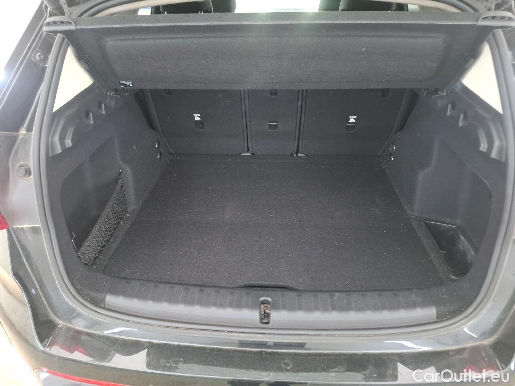  Bmw  X1 BMW  / 2022 / 5P / SUV sDrive18i xLine DKG7 #19