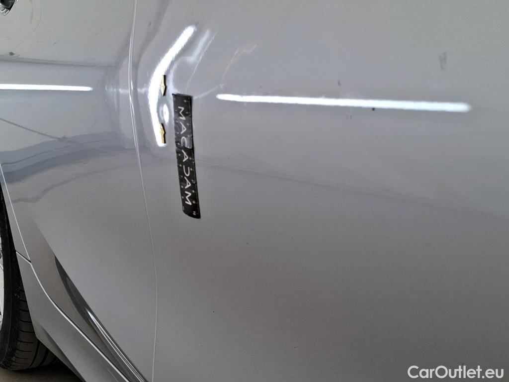  Bmw  Serie 3 BMW Série 3 Berline / 2018 / 4P / Berline 320d 190ch Business Design BVA8 #12