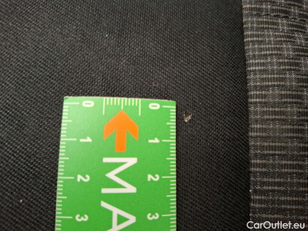  Bmw  Serie 1 BMW Série 1 / 2019 / 5P / Berline 116i Business Design #10