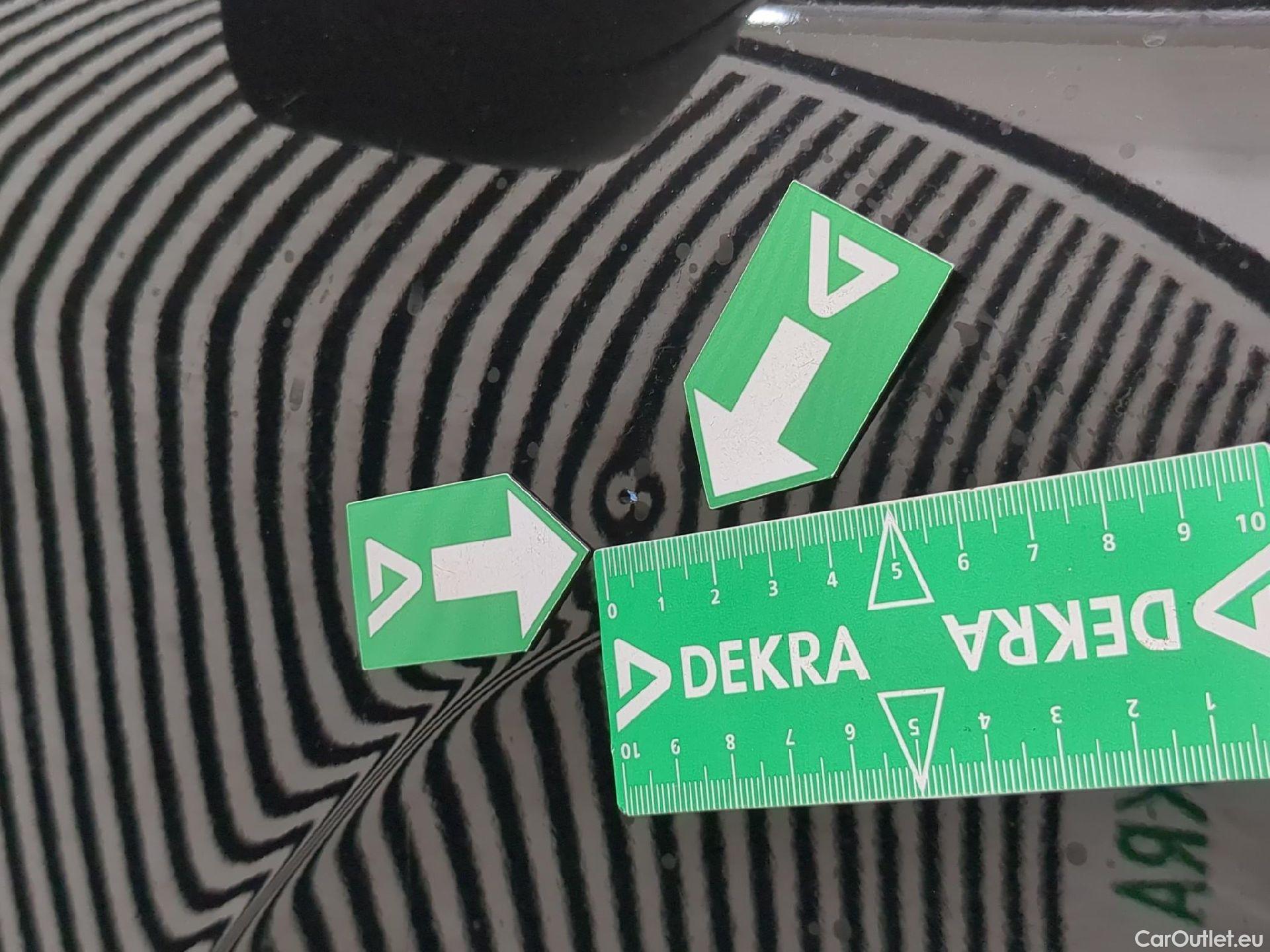  Citroen  C4  X Plus 1.2 PureTech 130CV BVA8 6E #7