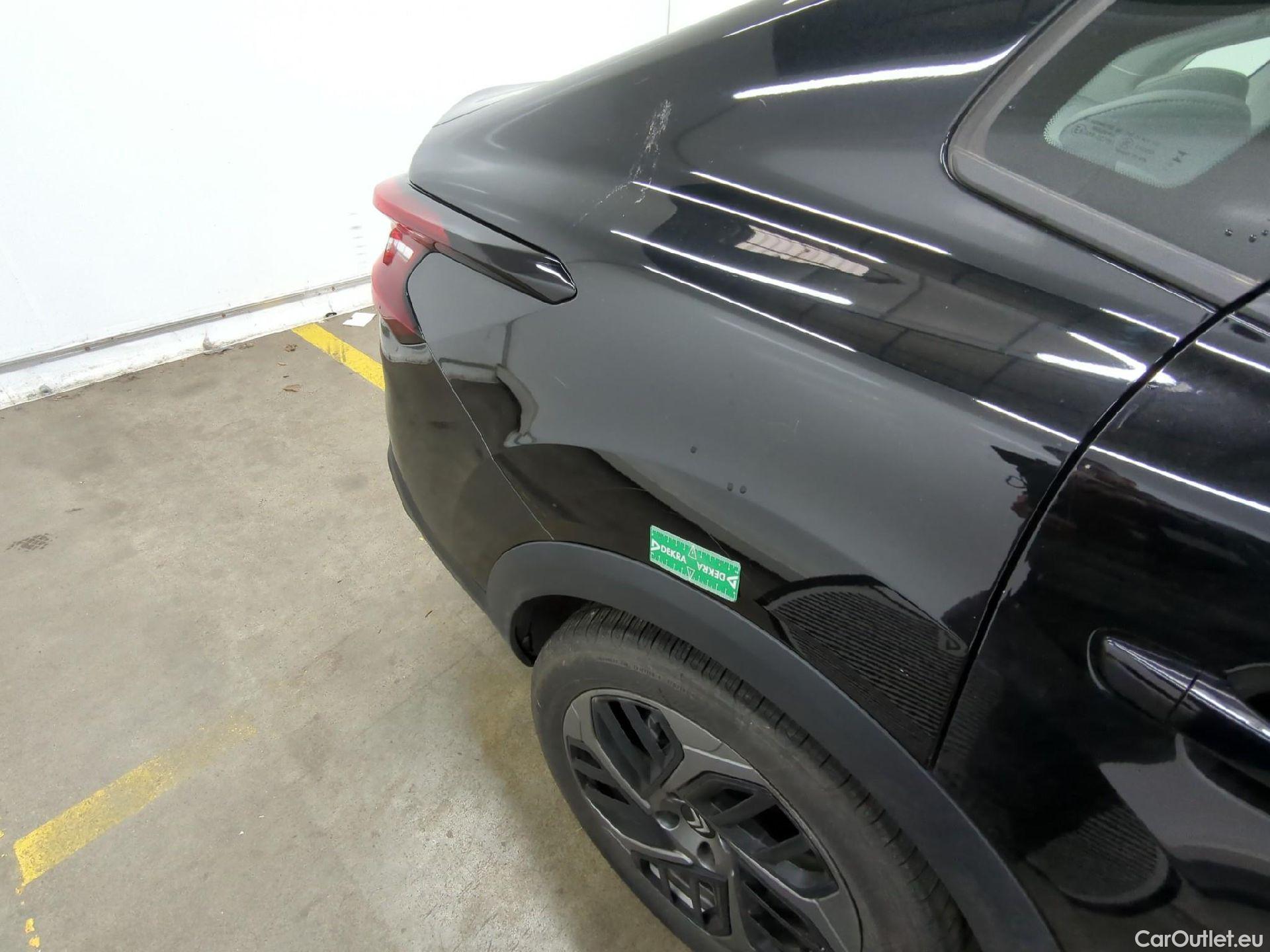  Citroen  C4 CITROEN  X / 2022 / 4P / Berline PureTech 130 S&S EAT8 Feel Pack #9