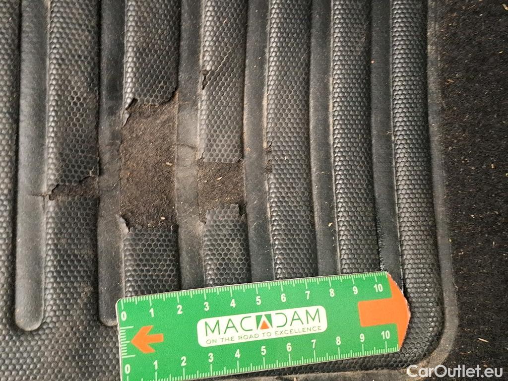  Citroen  C3  Feel Business 1.5 BlueHDI 100CV BVM6 E6d #10