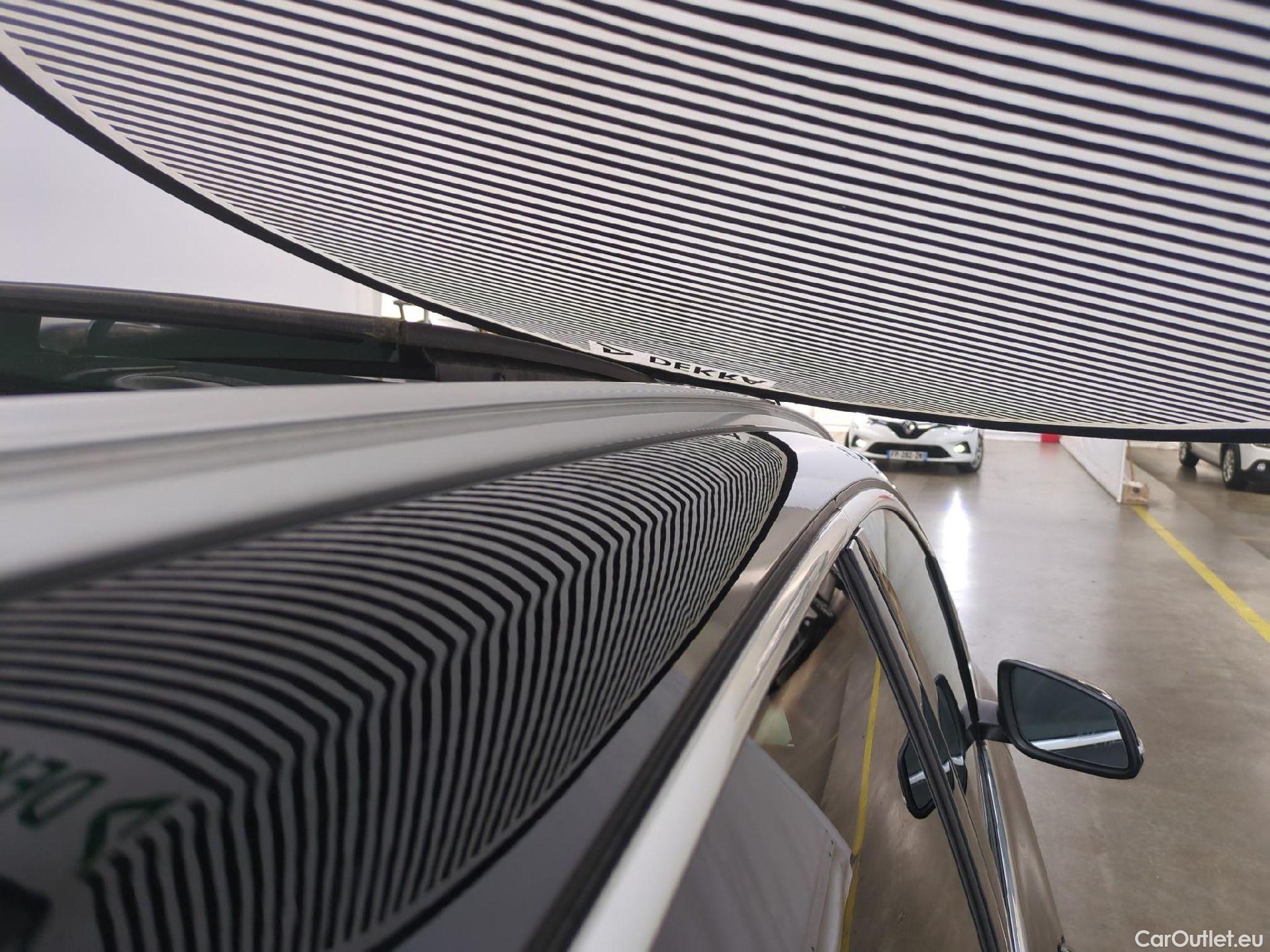  Bmw  Serie 2 Série 2 Gran Tourer 220 d xDrive Luxury Line 190CV BVA8 7 Sieges E6dT #90