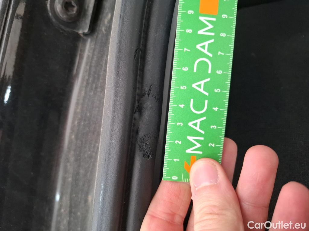  Bmw  Serie 1 BMW Série 1 / 2019 / 5P / Berline 116i Business Design #8