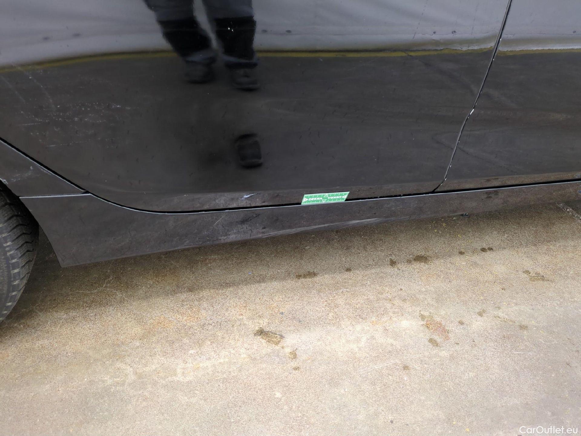  Bmw  Serie 2 Série 2 Gran Tourer 220 d xDrive Luxury Line 190CV BVA8 7 Sieges E6dT #100