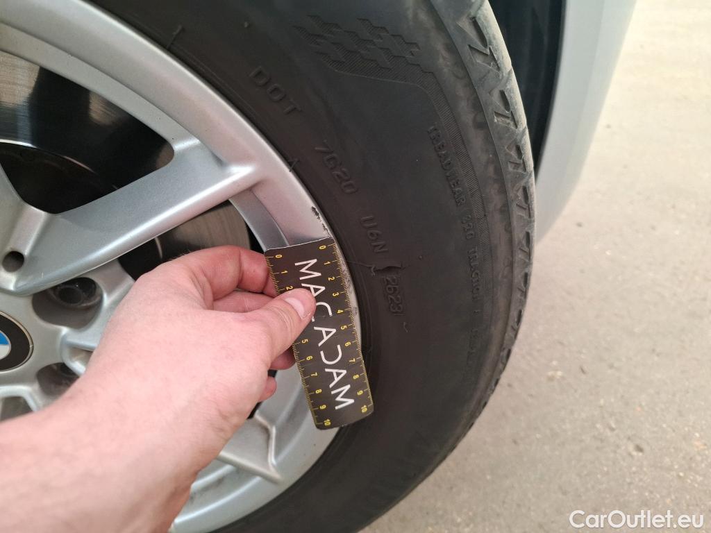  Bmw  Serie 3 BMW Série 3 Berline / 2018 / 4P / Berline 320d 190ch Business Design BVA8 #18