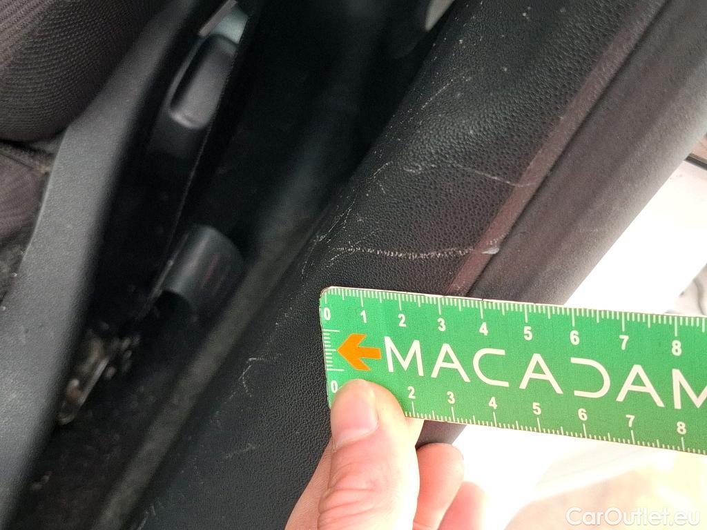  Citroen  C3  Société Feel 1.5 BlueHDI 100CV BVM5 E6dT #14