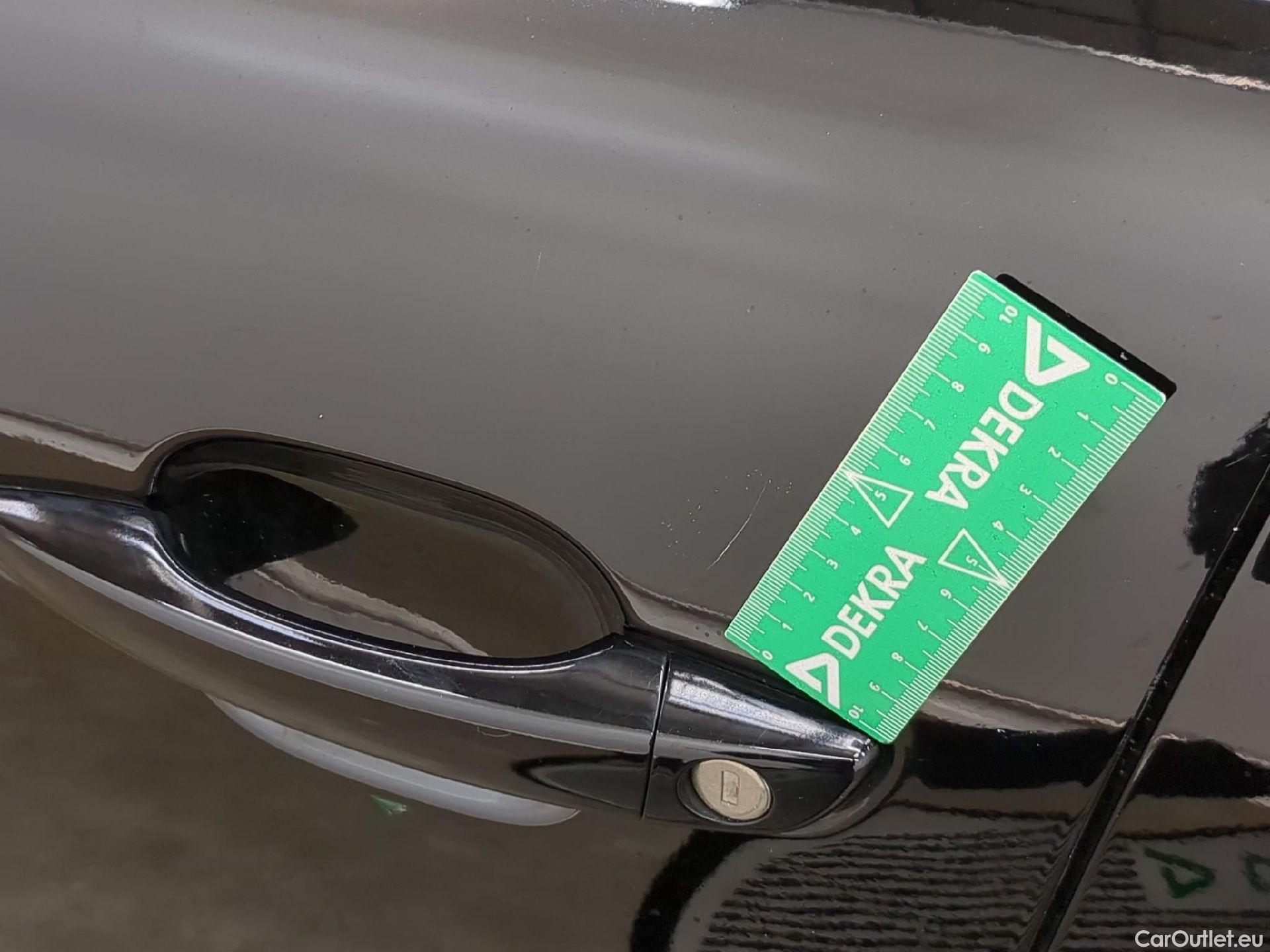  Citroen  C4  X Plus 1.2 PureTech 130CV BVA8 6E #12