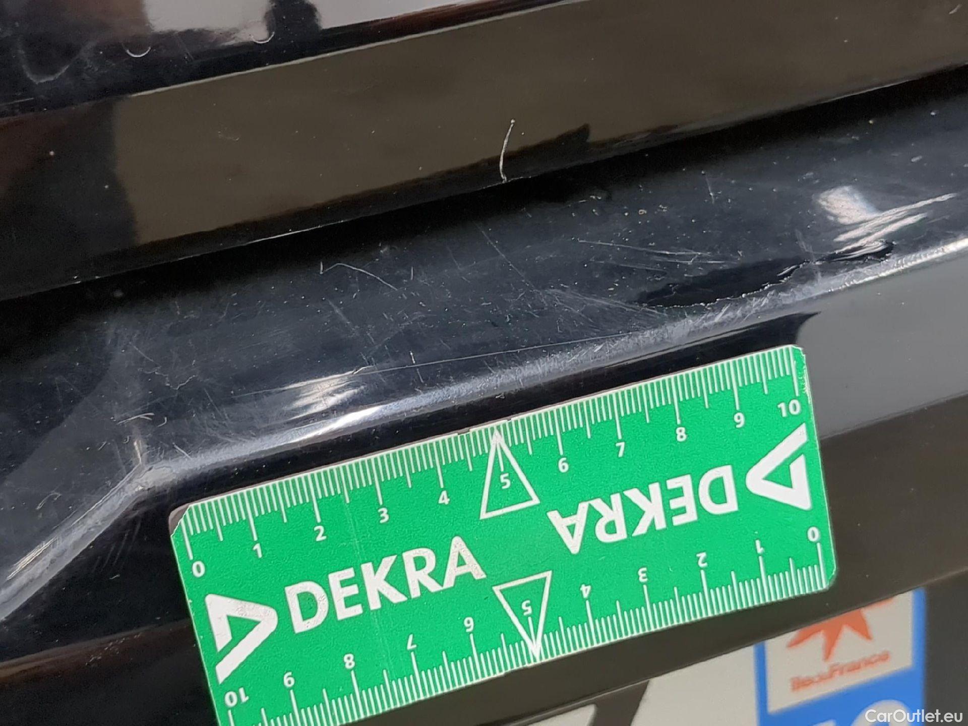  Citroen  C4 CITROEN  X / 2022 / 4P / Berline PureTech 130 S&S EAT8 Feel Pack #19