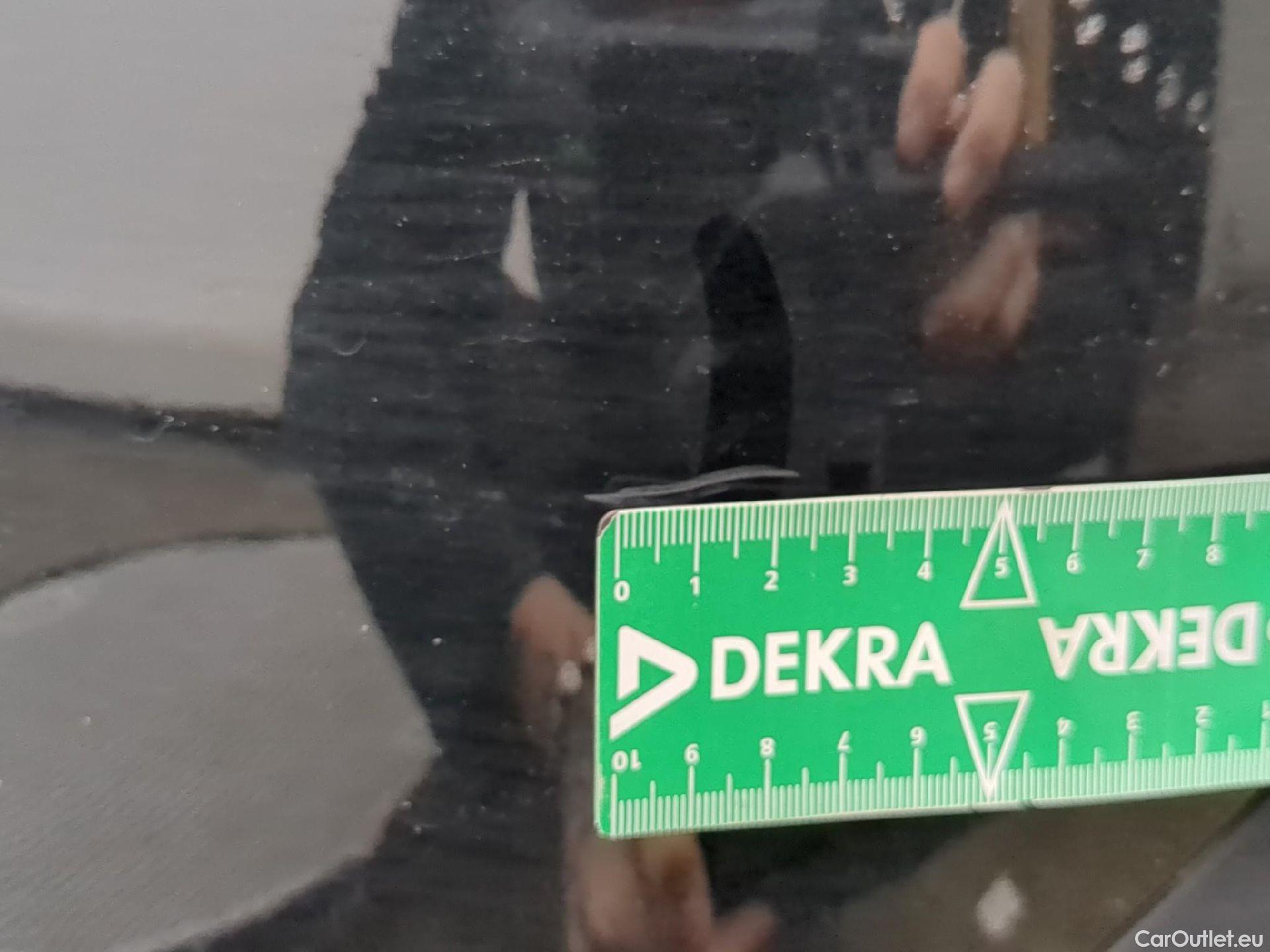  Citroen  C4 CITROEN  X / 2022 / 4P / Berline PureTech 130 S&S EAT8 Feel Pack #11