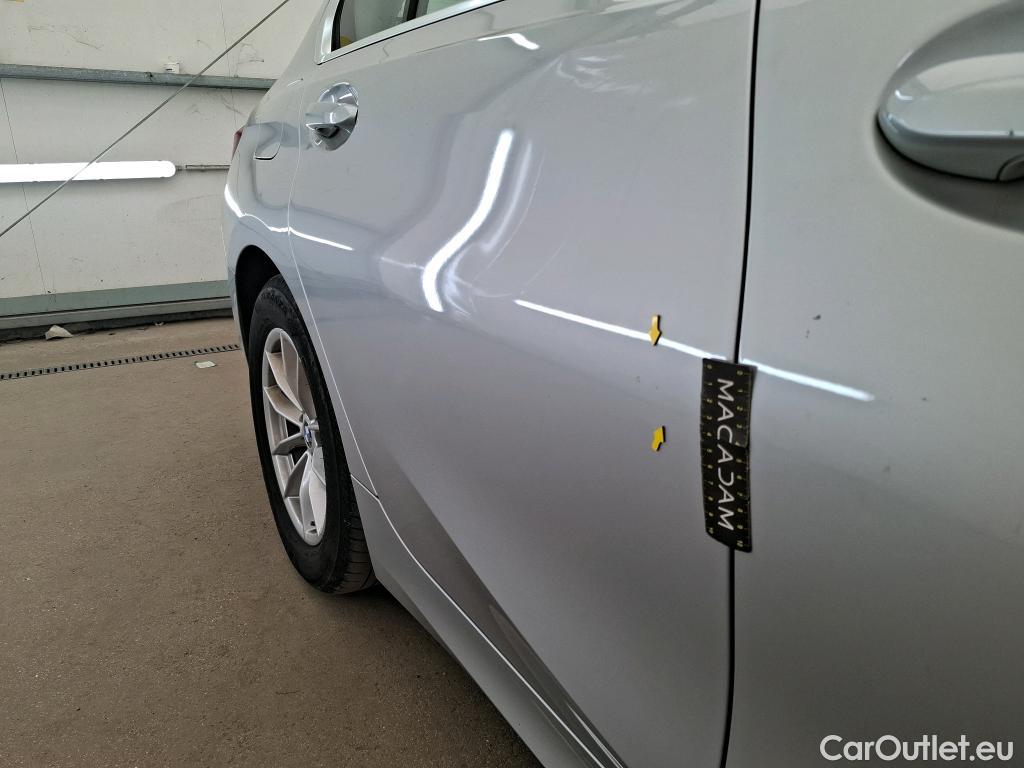  Bmw  Serie 3 BMW Série 3 Berline / 2018 / 4P / Berline 320d 190ch Business Design BVA8 #25