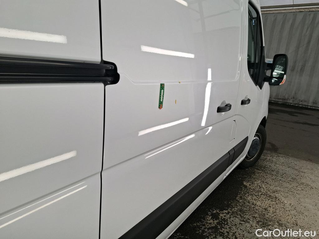  Renault  Master  III Fourgon L2H2 3 5 Confort dCi 135CV BVM6 E6dT #14