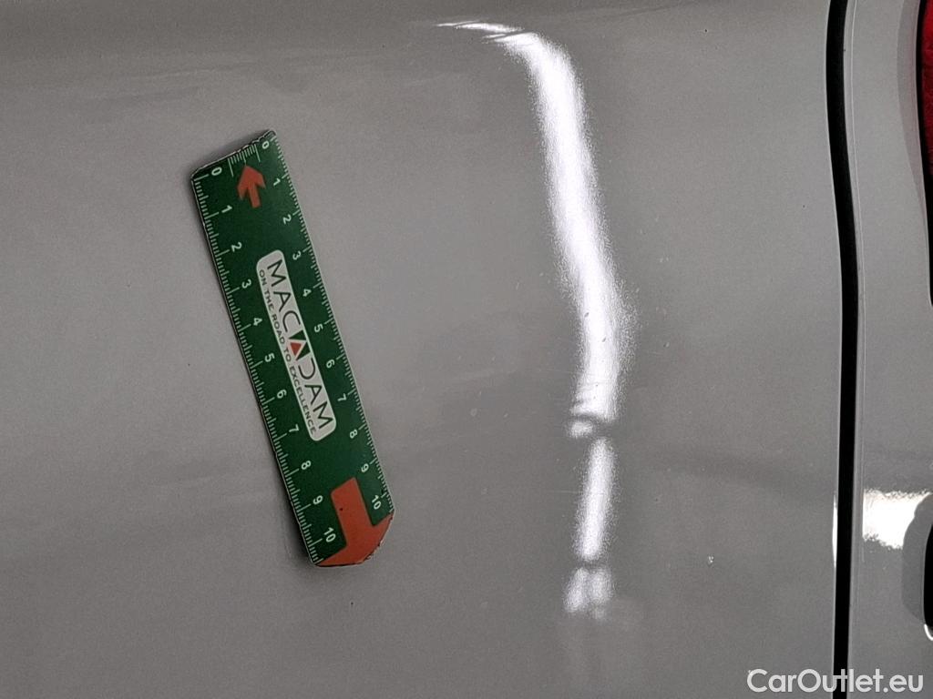  Renault  Master  III Fourgon L2H2 3 5 Confort dCi 135CV BVM6 E6dT #9