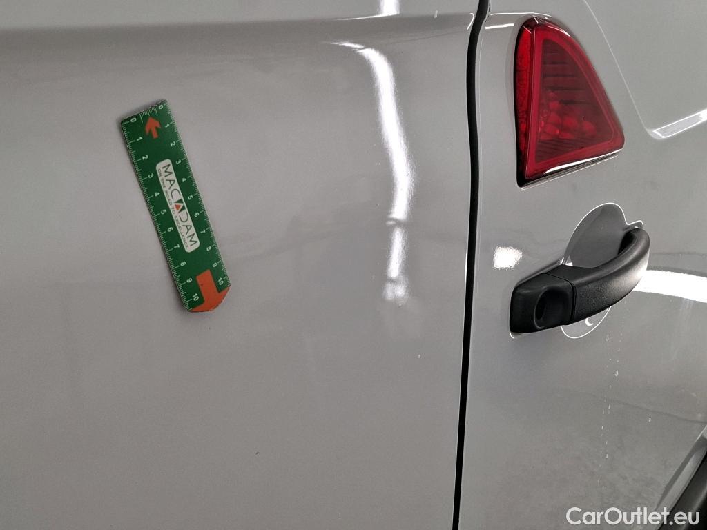  Renault  Master  III Fourgon L2H2 3 5 Confort dCi 135CV BVM6 E6dT #8