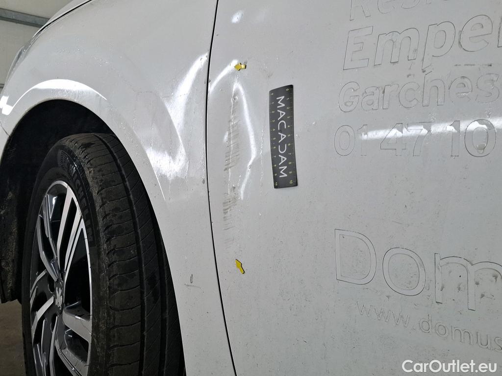  Peugeot  208  Allure Business 1.5 HDi 100CV BVM6 E6d #2