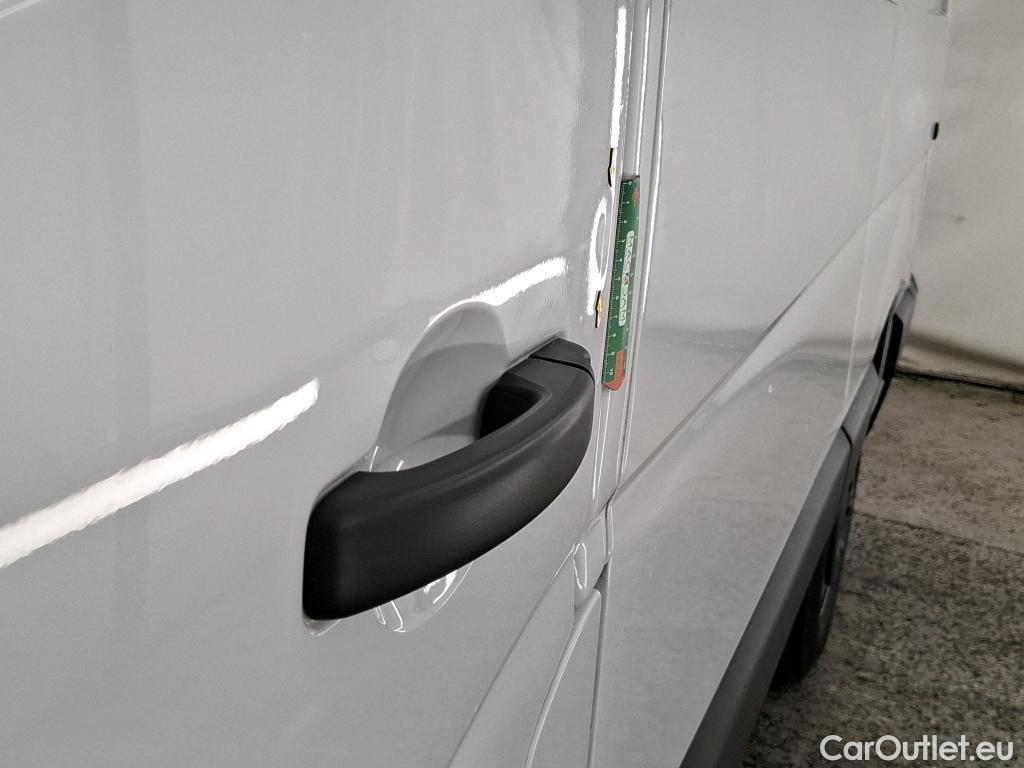  Renault  Master  III Fourgon L2H2 3 5 Confort dCi 135CV BVM6 E6dT #13