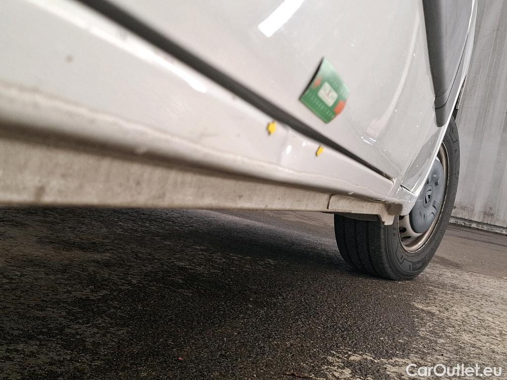  Renault  Master  III Fourgon L2H2 3 5 Confort dCi 135CV BVM6 E6dT #4