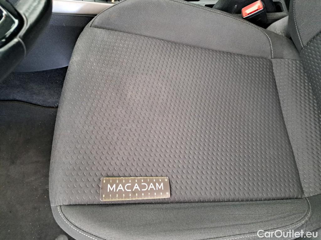  Volkswagen  Polo VOLKSWAGEN  / 2017 / 5P / Berline 1.0 TSI 95 Lounge Business #11