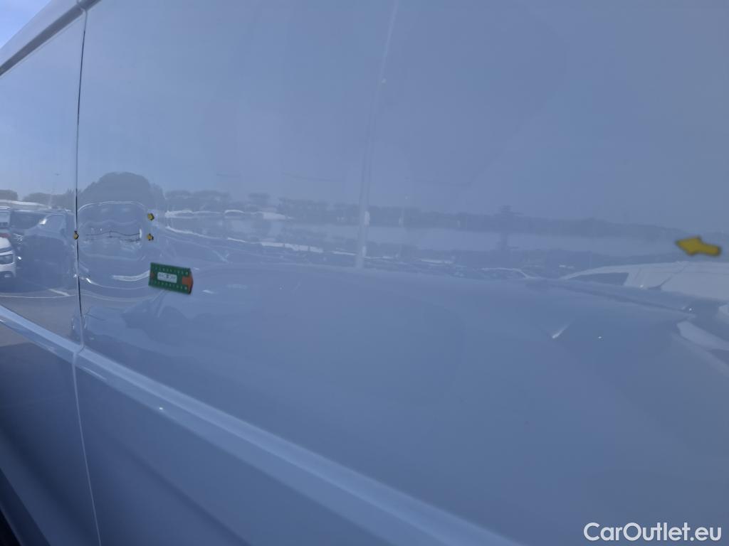  Renault  Trafic  Fourgon L2H1 3T Grand Confort 2.0 dCi 130CV BVM6 E6d #7