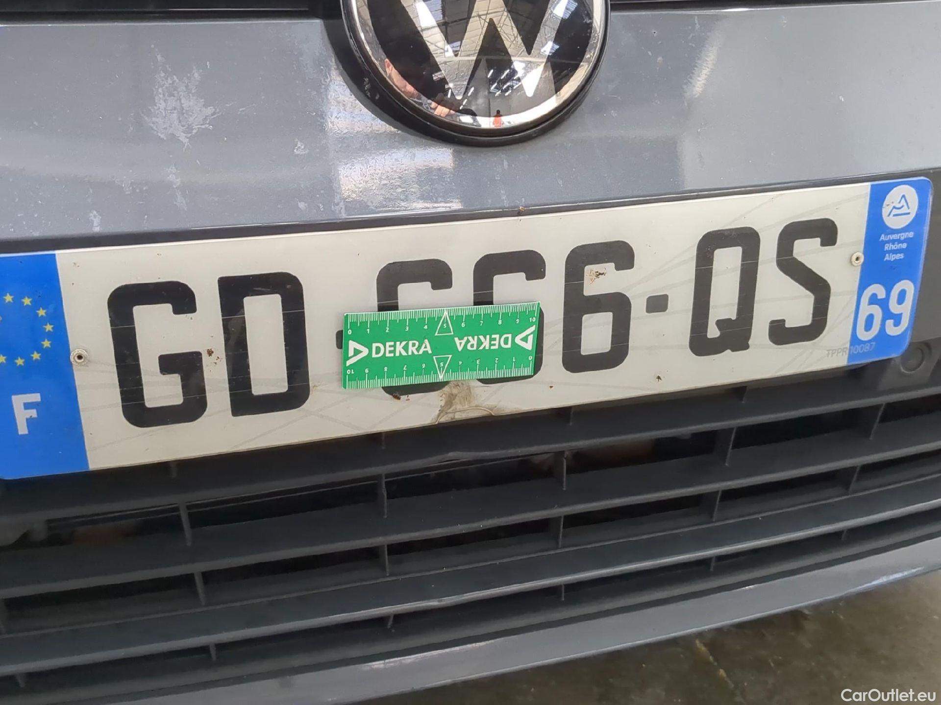  Volkswagen  Golf  VOLKSWAGEN / 2020 / 5P / Berline 2.0 TDI SCR 115 DSG7 Life Busi #6