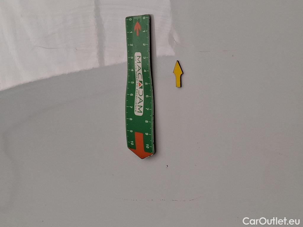  Renault  Trafic  Fourgon L2H1 3T Grand Confort 2.0 dCi 130CV BVM6 E6d #64