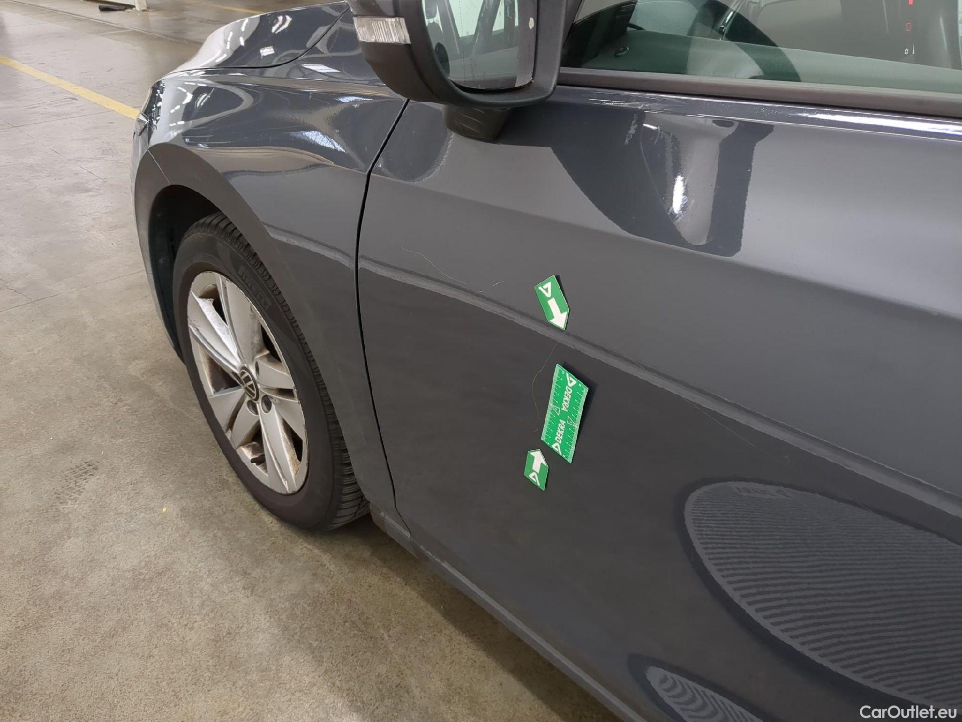  Volkswagen  Golf  VOLKSWAGEN / 2020 / 5P / Berline 2.0 TDI SCR 115 DSG7 Life Busi #28