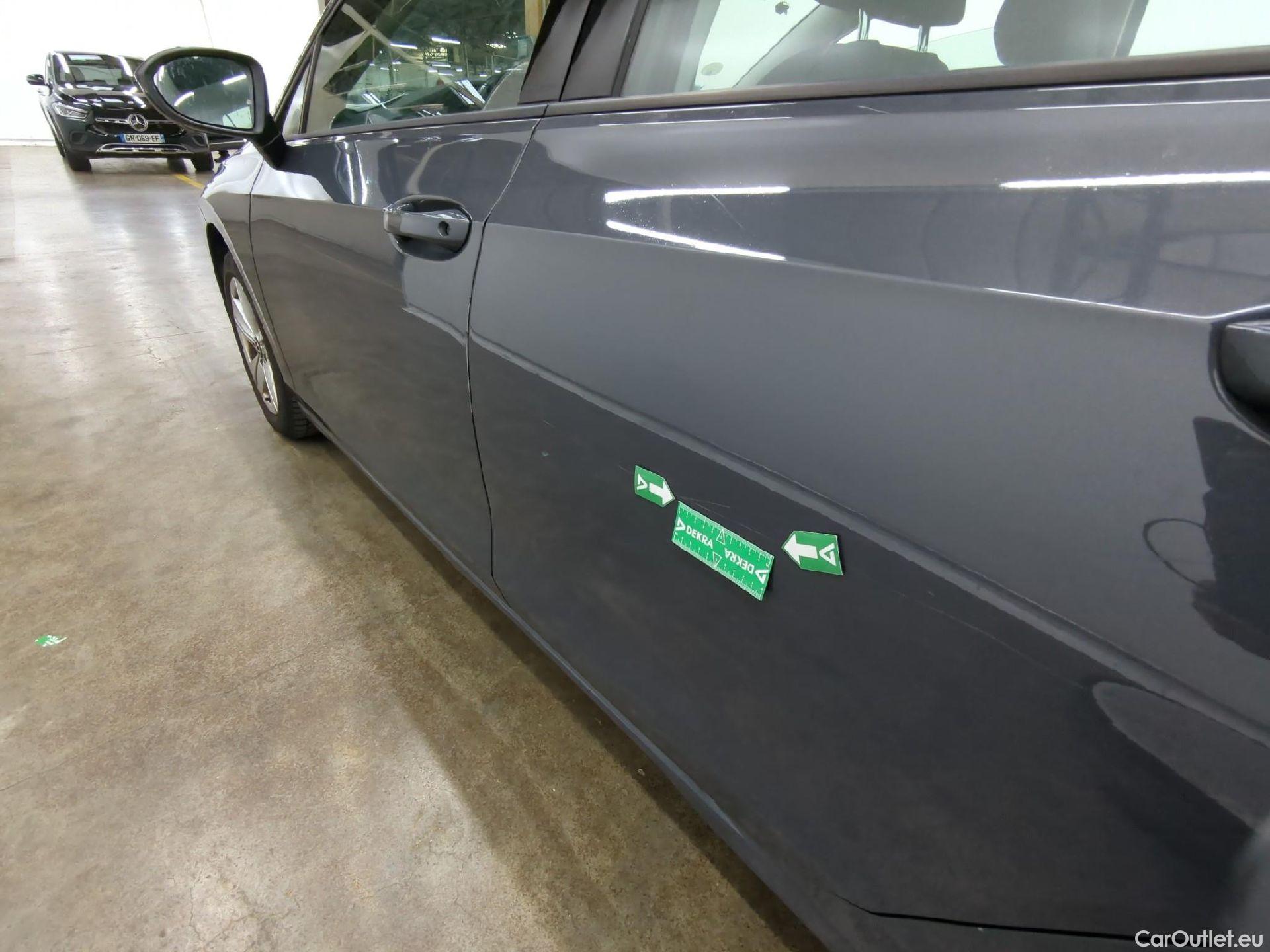  Volkswagen  Golf  VOLKSWAGEN / 2020 / 5P / Berline 2.0 TDI SCR 115 DSG7 Life Busi #31