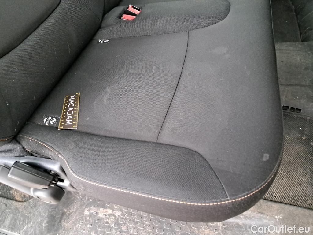  Renault  Trafic RENAULT  4p Combi Zen L2 Energy dCi 125 8 places #20