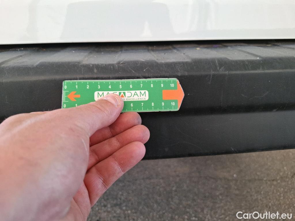  Renault  Trafic  Fourgon L2H1 3T Grand Confort 2.0 dCi 130CV BVM6 E6d #14