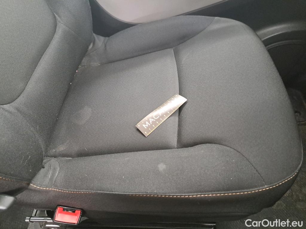  Renault  Trafic RENAULT  4p Combi Zen L2 Energy dCi 125 8 places #18