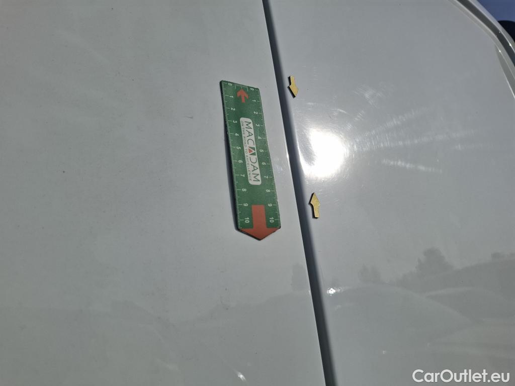  Renault  Trafic  Fourgon L2H1 3T Grand Confort 2.0 dCi 130CV BVM6 E6d #37