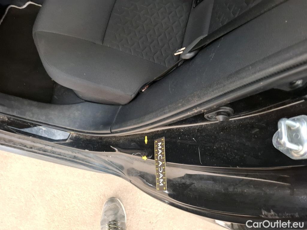  Toyota  Corolla TOYOTA  Touring Sports / 2018 / 5P / Break Hybride 122h Dynamic Business Stage Acad #16