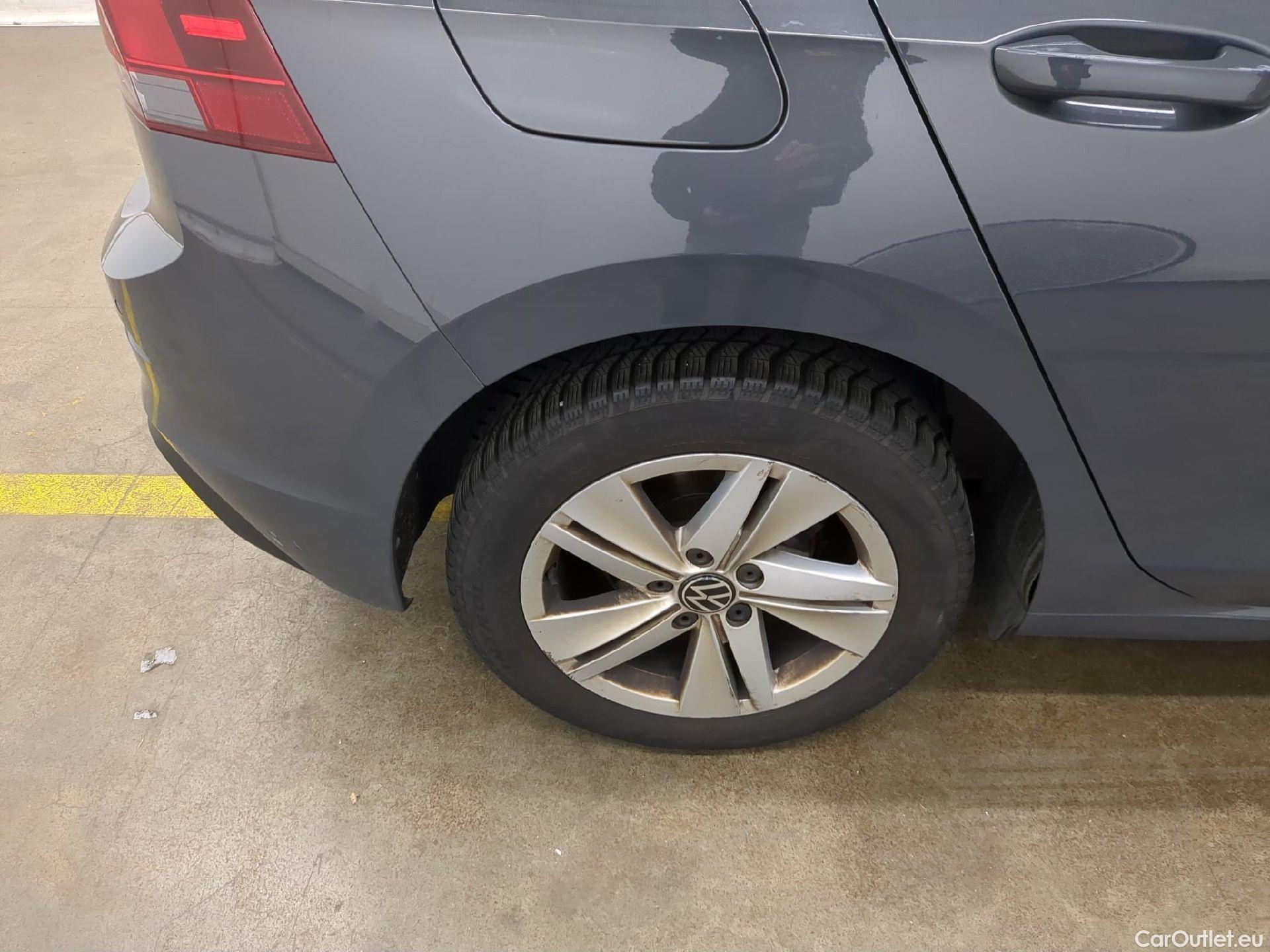  Volkswagen  Golf  VOLKSWAGEN / 2020 / 5P / Berline 2.0 TDI SCR 115 DSG7 Life Busi #14