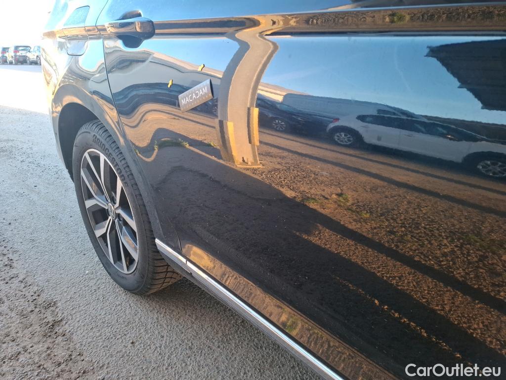  Volkswagen  Passat VOLKSWAGEN  SW / 2019 / 5P / Break 2.0 TDI 150 SCR DSG7 SW LOUNGE #10
