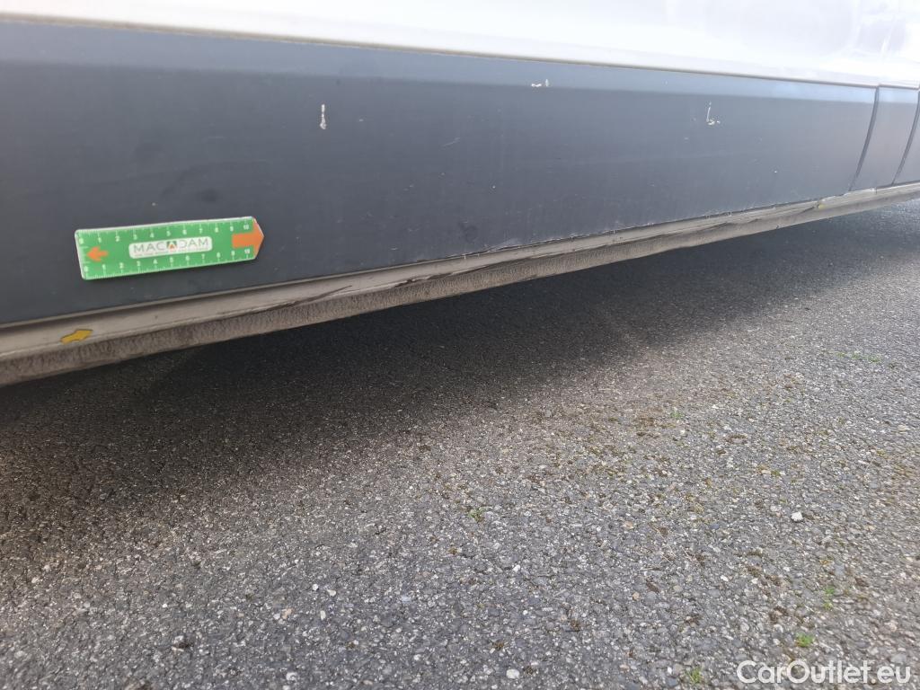  Renault  Trafic  Fourgon L2H1 3T Grand Confort 2.0 dCi 130CV BVM6 E6d #28