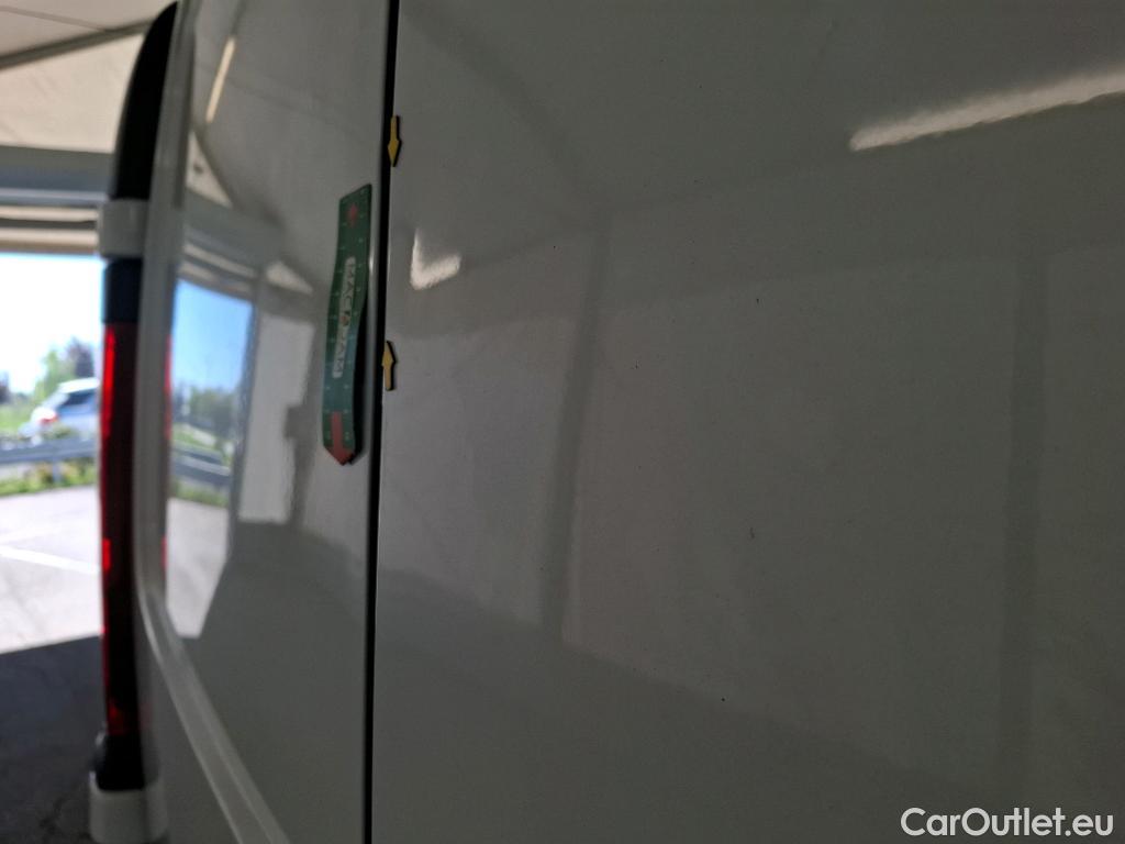  Renault  Trafic  Fourgon L2H1 3T Grand Confort 2.0 dCi 130CV BVM6 E6d #30