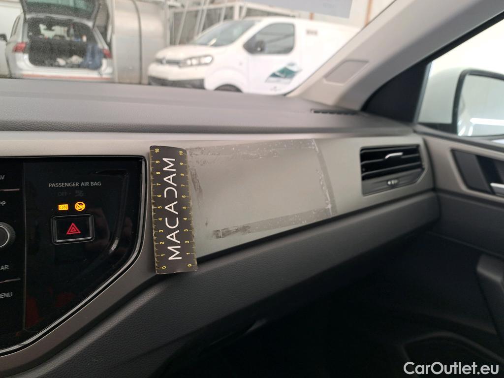  Volkswagen  Polo VOLKSWAGEN  / 2017 / 5P / Berline 1.0 TSI 95 Lounge Business #14