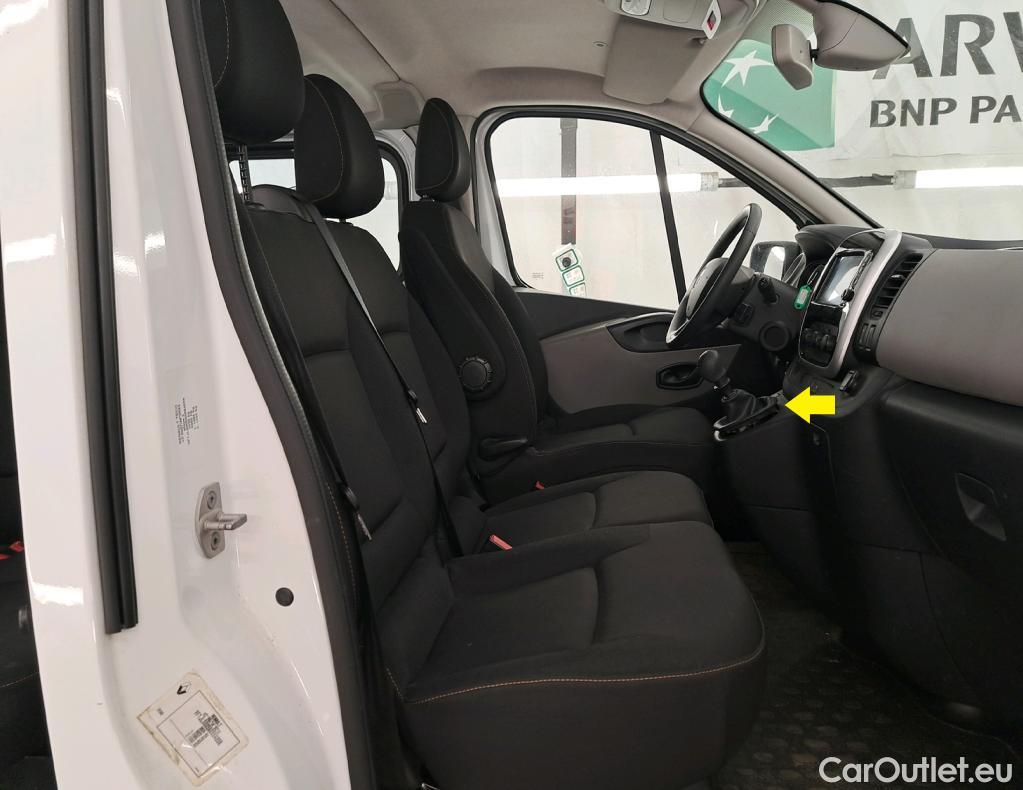  Renault  Trafic RENAULT  4p Combi Zen L2 Energy dCi 125 8 places #22