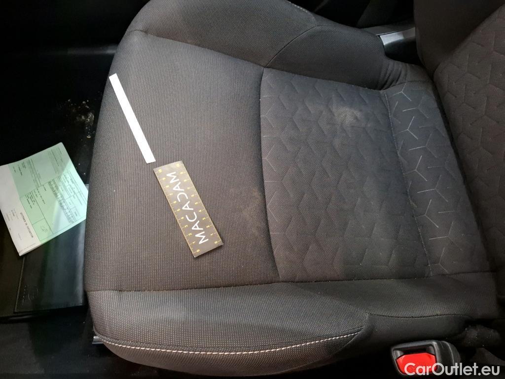  Toyota  Corolla TOYOTA  Touring Sports / 2018 / 5P / Break Hybride 122h Dynamic Business Stage Acad #36